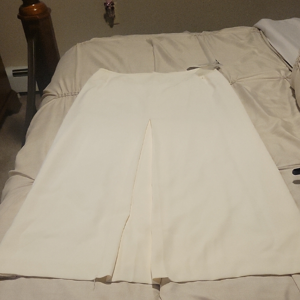 NWT Jacqueline Ferrar Winter White Womens Midi Skirt With Lining Size 12 Stretch - Picture 2 of 10